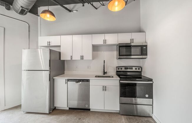 Studio, 1 bath, 449 sqft, $997, Unit B201