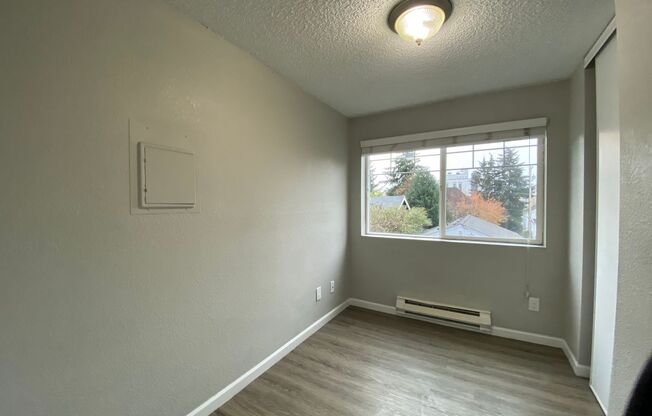 3 beds, 2 baths, 643 sqft, $1,950, Unit A203
