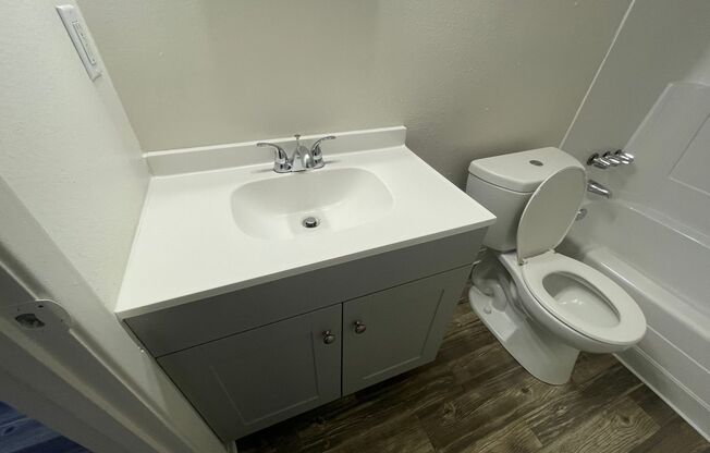 Studio, 1 bath, 380 sqft, $724, Unit IP-52