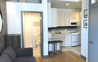 Studio, 1 bath, $2,600, Unit 62