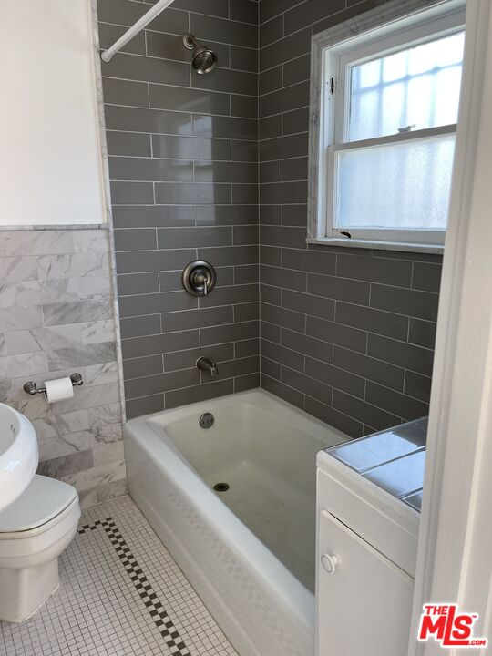 1307 INNES PL