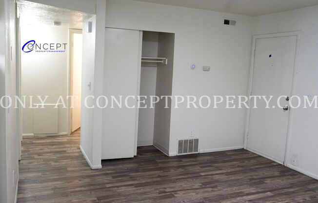 2 beds, 1 bath, 810 sqft, $1,299, Unit 30