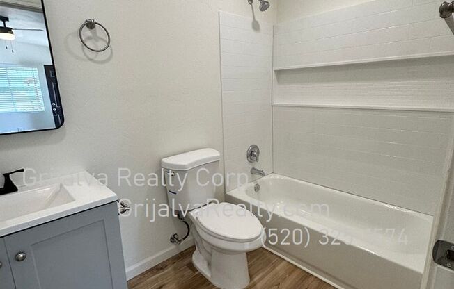 2 beds, 1 bath, 530 sqft, $1,050, Unit 02