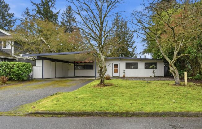 3Bd/1.75Ba Bellevue House
