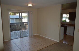 3 beds, 1 bath, $1,680, Unit 1146B