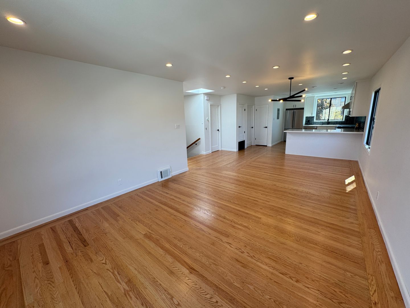 Remodeled 2BR/1BA Single Family Home in Sunset