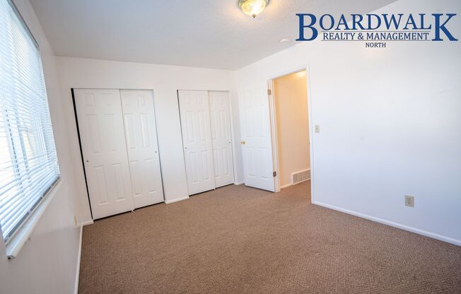 3 beds, 3 baths, $1,350, Unit #1