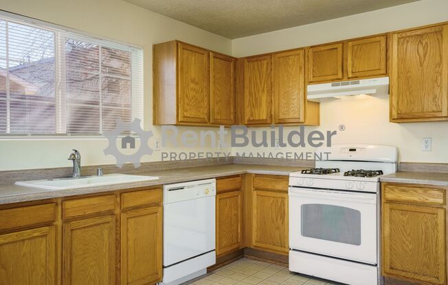 3 beds, 2 baths, $1,895