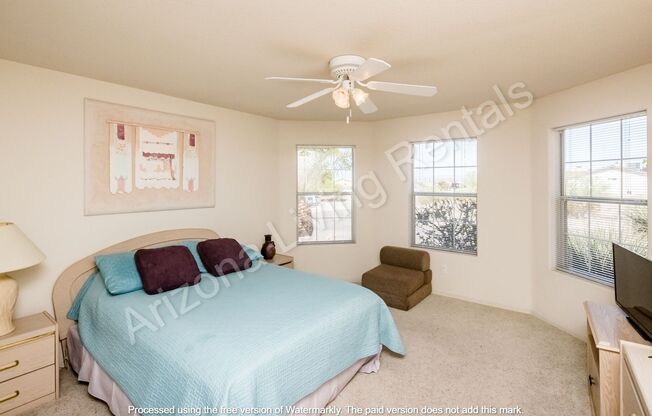 3 beds, 2 baths, $2,800