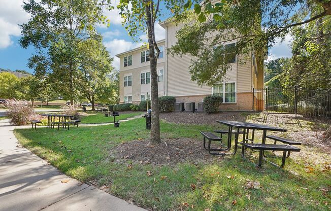 1 bed, 1 bath, 708 sqft, $950, Unit 902-207