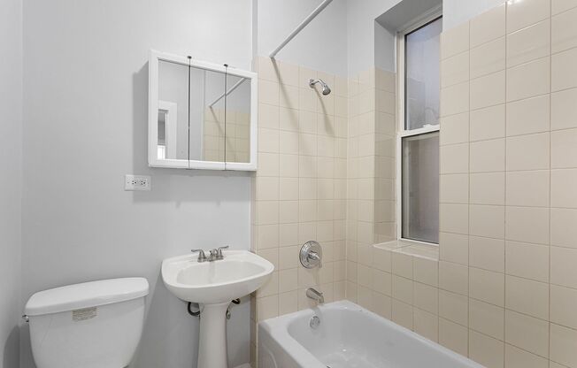 Studio, 1 bath, 260 sqft, $1,275, Unit 1456-107