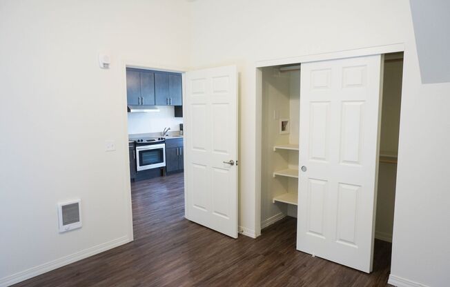 1 bed, 1 bath, 470 sqft, $1,295, Unit 107