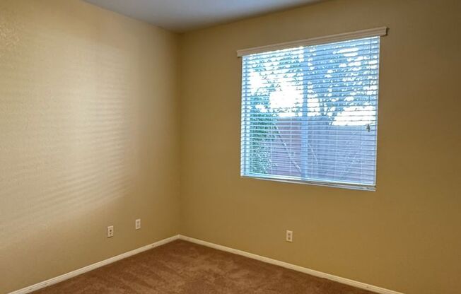 3 beds, 3 baths, $1,995
