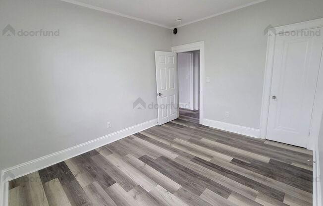 1002 MAIN ST