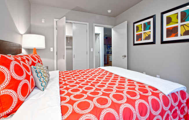 Queen Anne Apartments