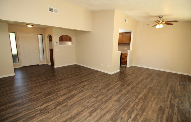 6002 SUN PEARL CT