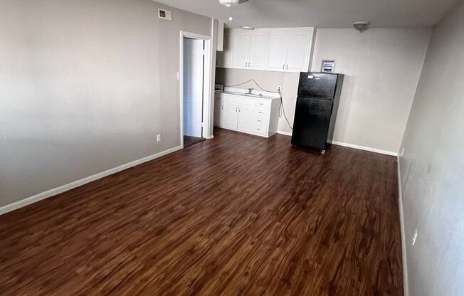 Studio, 1 bath, $600