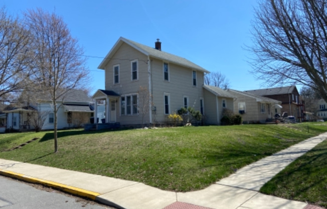 302 E Reed Ave, Bowling Green OH