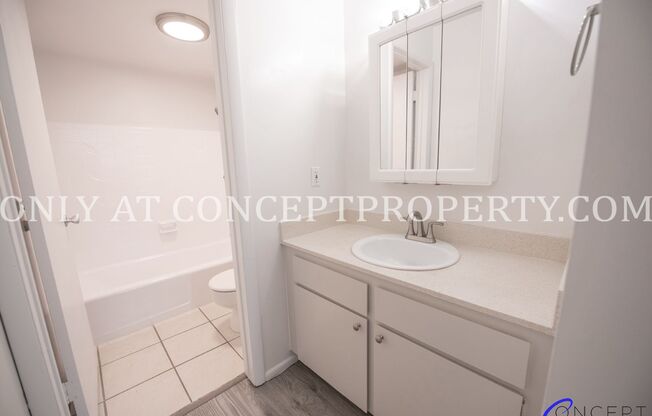 1 bed, 1 bath, 600 sqft, $999, Unit A5