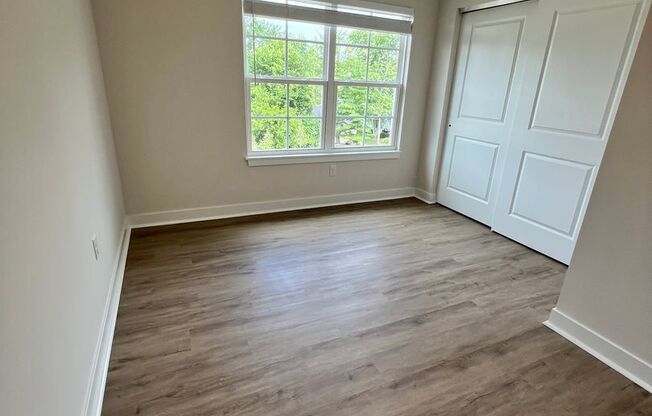 2 beds, 2 baths, 1,000 sqft, $1,700, Unit 8487 - B6