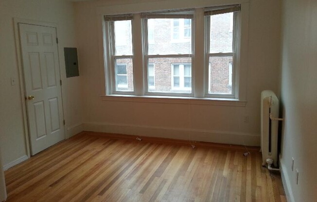 1681 Commonwealth Ave