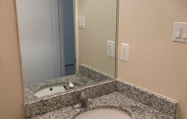 2 beds, 2 baths, 1,000 sqft, $1,850, Unit 14203 #A2