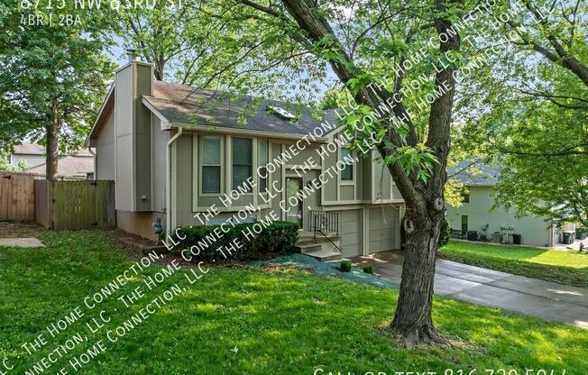 8715 NW 83 ST
