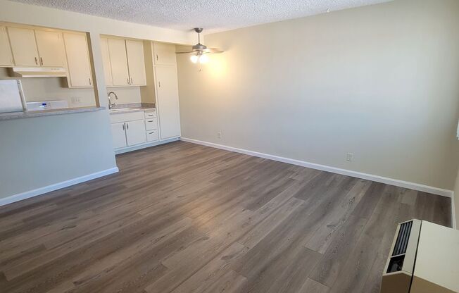 1 bed, 1 bath, 550 sqft, $1,695.95, Unit 26