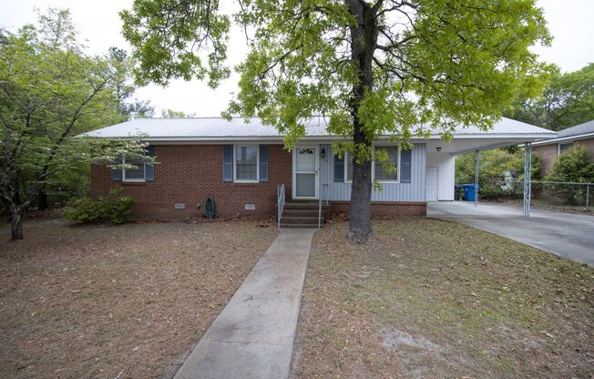 3 bed/1.5 bath home in West Columbia convenient to Downtown and USC