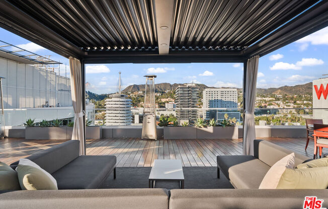 1 bed, 2 baths, 1,220 sqft, $4,500, Unit 11H