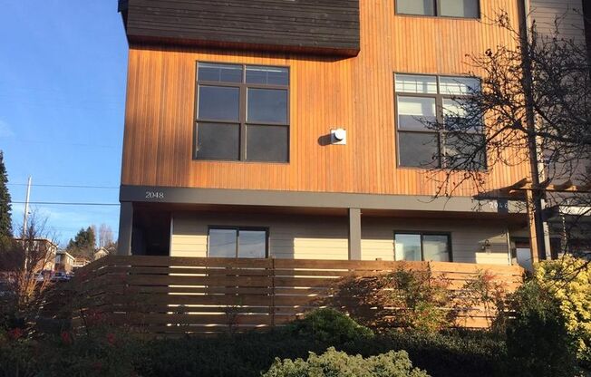 2Bd/1Ba Seattle Home