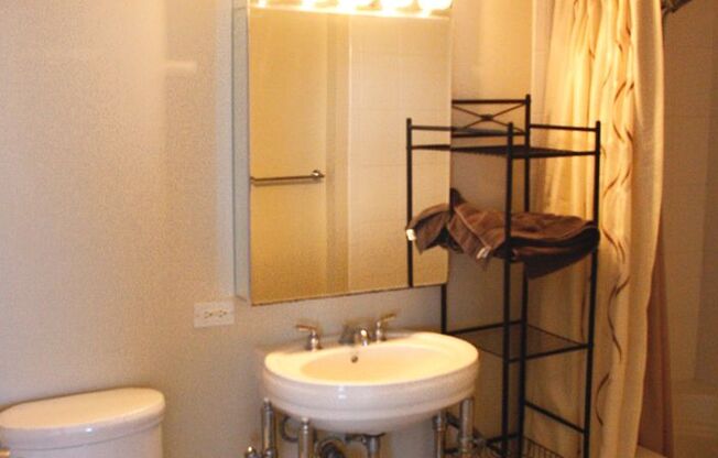 2 beds, 2 baths, $4,000