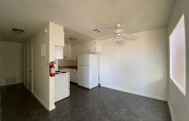 2 beds, 1 bath, 800 sqft, $1,195