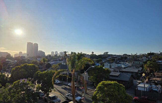 Studio, 1 bath, 327 sqft, $1,805, Unit 403