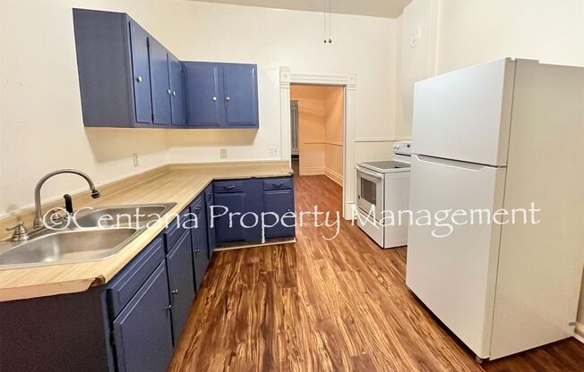 3 beds, 1 bath, 1,243 sqft, $1,650, Unit 730 W Granite