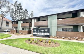 Daisy Apartments