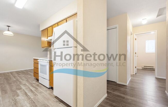 2 beds, 1 bath, 960 sqft, $1,200, Unit G3