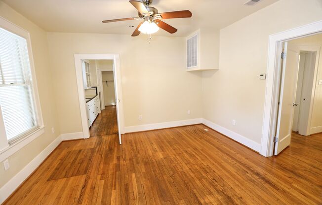 2 beds, 1 bath, $1,400