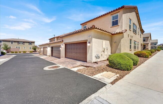 3 Bedroom and A LOFT, Townhome in Inspirada Henderson, NV