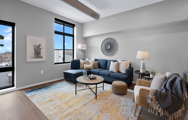 1 bed, 1 bath, 700 sqft, $1,400, Unit 2412