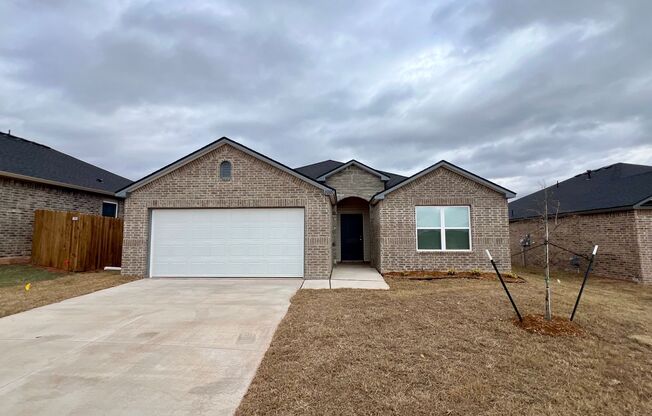 Brand New 4 bedroom 2 bath home in Edmond Schools!