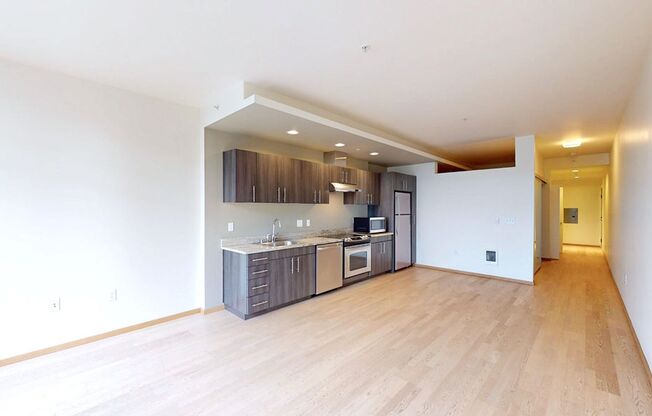 1 bed, 1 bath, 616 sqft, $2,125, Unit 618