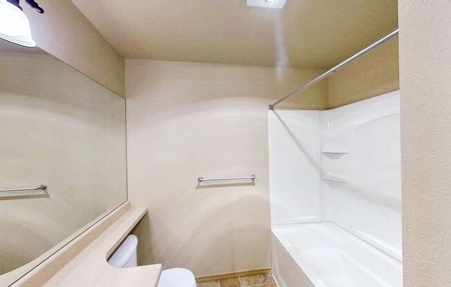 1 bed, 1 bath, 667 sqft, $1,695, Unit 318