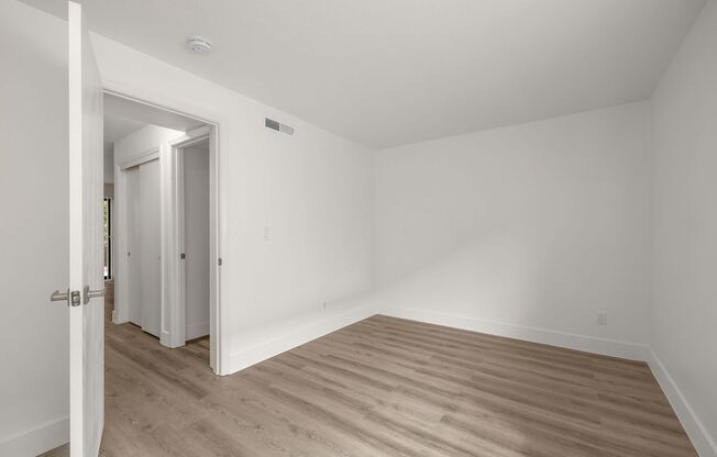 1 bed, 1 bath, 730 sqft, $1,325, Unit 02-12