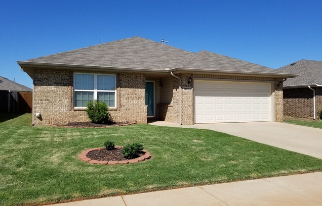 3 beds, 2 baths, $1,445