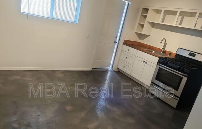 3427 N. 12th Pl.