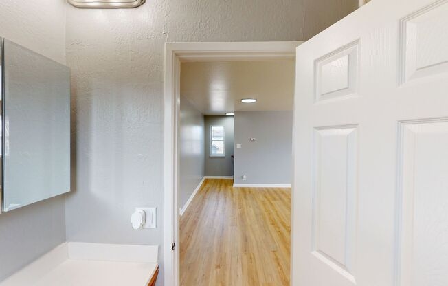 Studio, 1 bath, 420 sqft, $1,795, Unit 623-11