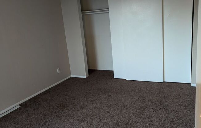 1 bed, 1 bath, 550 sqft, $795