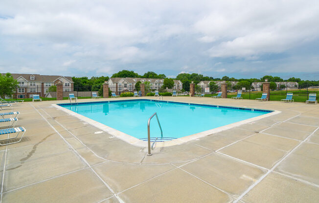 Outdoor Swimming Pool at West Hampton Park Apartment Homes, Elkhorn, Nebraska