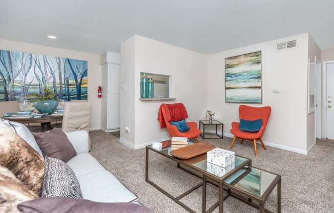 Seating areaat Royal Wildewood Manor Apartments, Texas, 77531